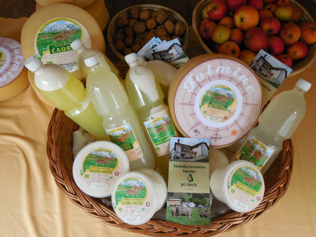 Ekoloska Turisticna Kmetija Pri Lovrcu Tolmin Bagian luar foto